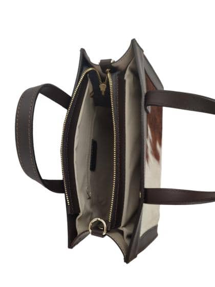 Astra – odinė rankinė su natūraliu kailiuku