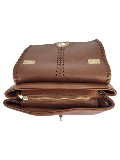 Aria – odinė rankinė su pintos odos detalėmis